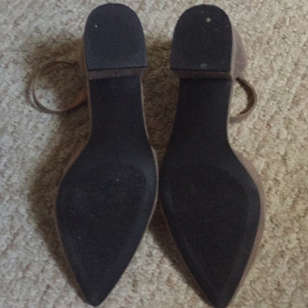 Brown shoes - Picture 3 of 3
